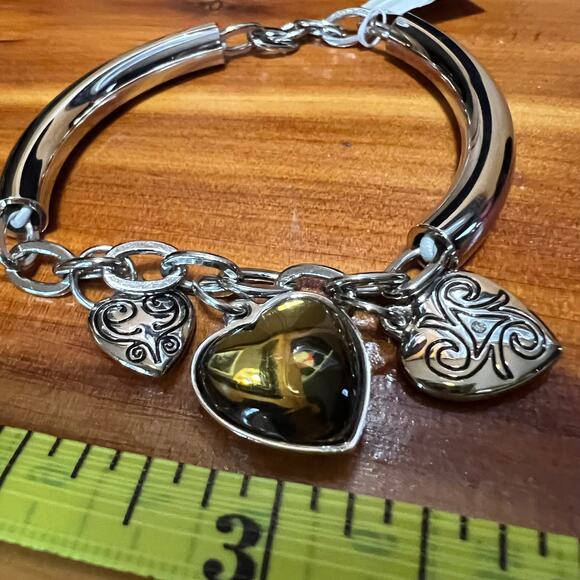 Lia Sophia Heart To Heart Lobster Clasp Bracelet Silver Tone Vtg NEW Heart Charm - Picture 2 of 7